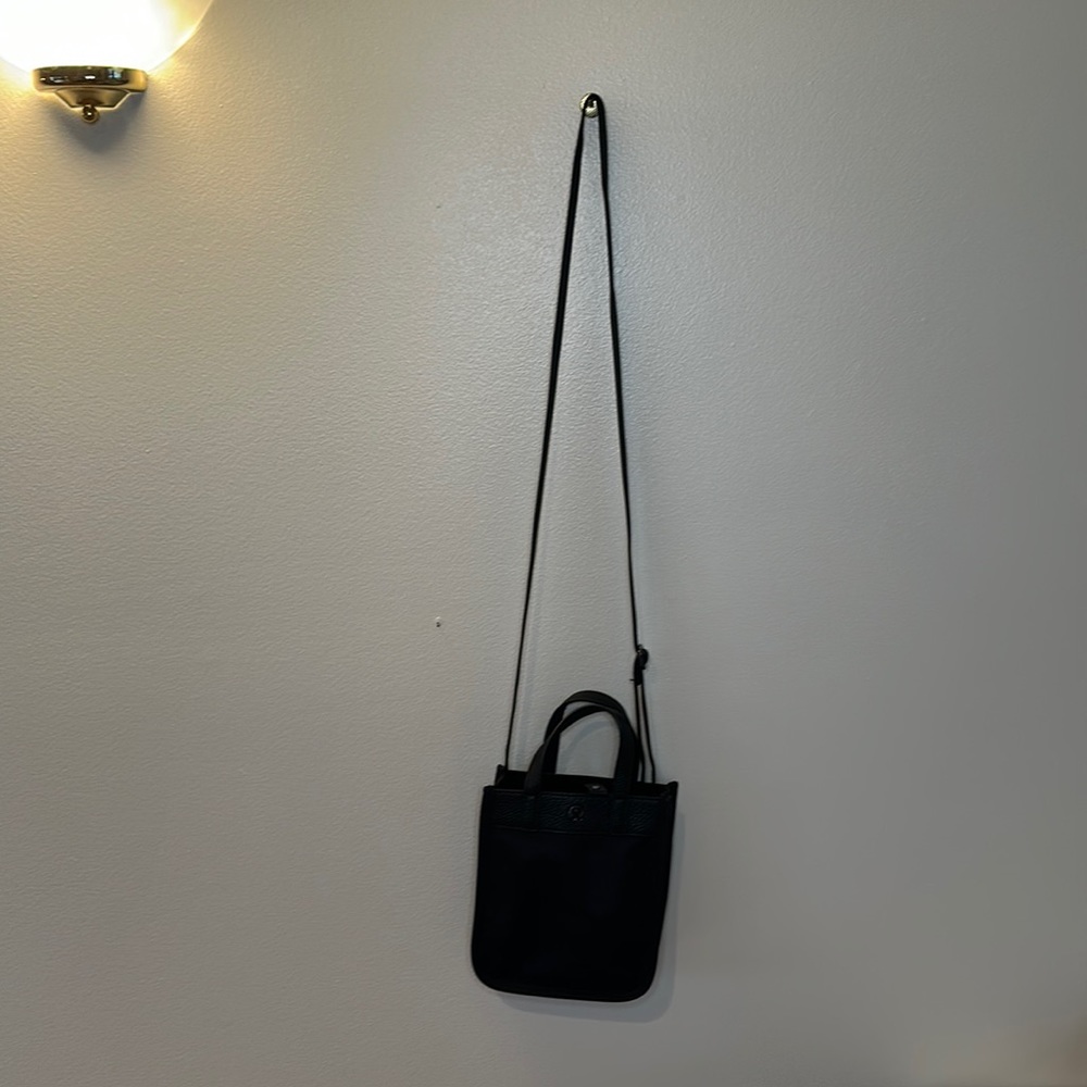 Lululemon purse